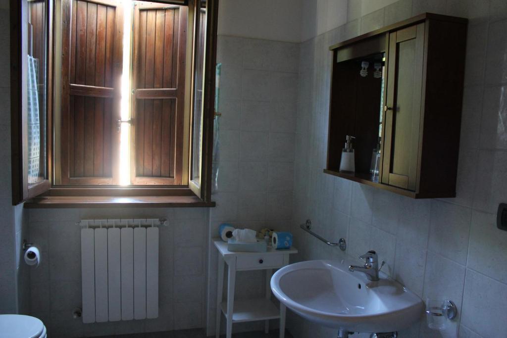 Agriturismo La Valle Del Vento Urbino Kamer foto